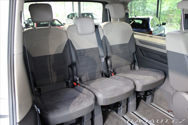 Volkswagen Multivan Style Long DSG ACC / IQ.l 2024