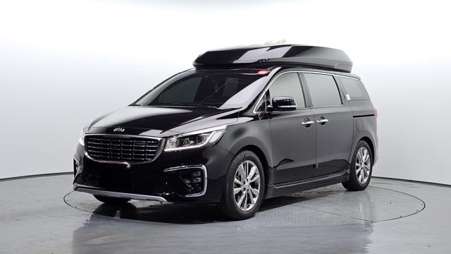 Kia Carnival HI-LIMOUSINE NOBLESSE
