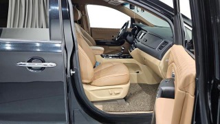 Kia Carnival HI-LIMOUSINE NOBLESSE 2020