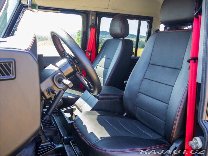 Land Rover Defender 2,2 TD 90kW Crew Cab 2013