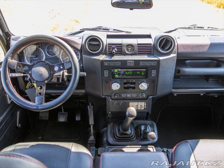 Land Rover Defender 2,2 TD 90kW Crew Cab 2013