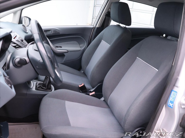 Ford Fiesta 1,2 i 44 kW Klima CZ 2010