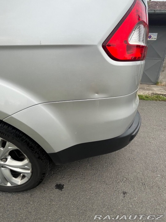 Ford Galaxy 2,0 tdi 103 kw 2012