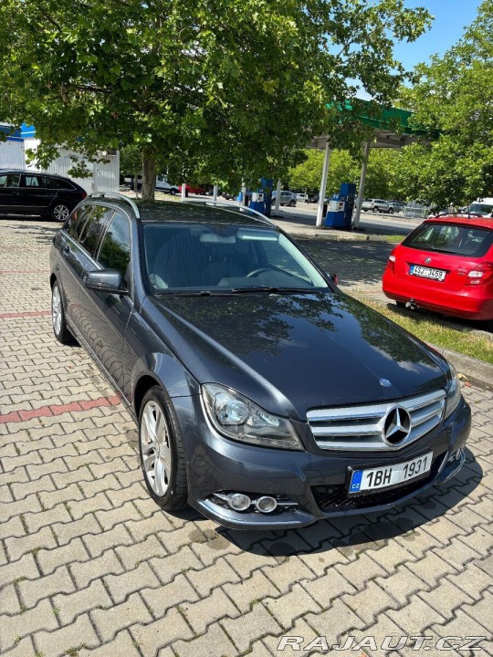 Mercedes-Benz C 2,0 2013