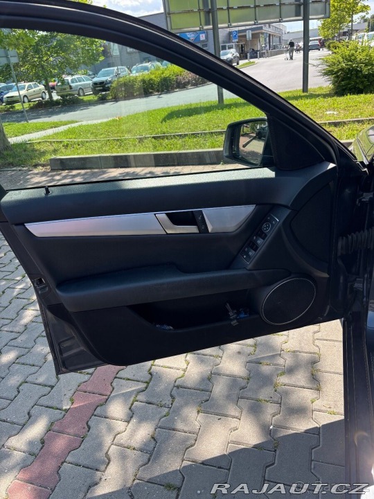 Mercedes-Benz C 2,0 2013