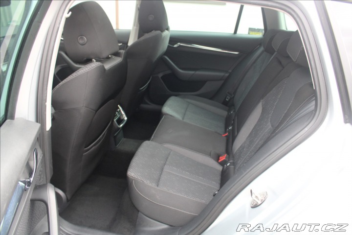Škoda Octavia 1,5 TSi STYLE+Panorama+Ta 2020