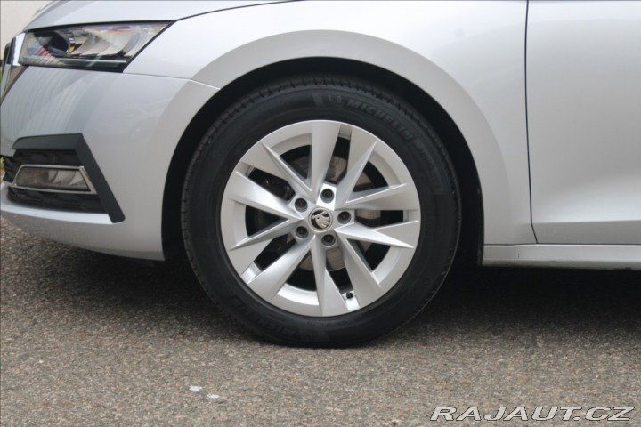 Škoda Octavia 1,5 TSi STYLE+Panorama+Ta 2020