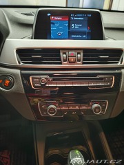BMW iX1  2018