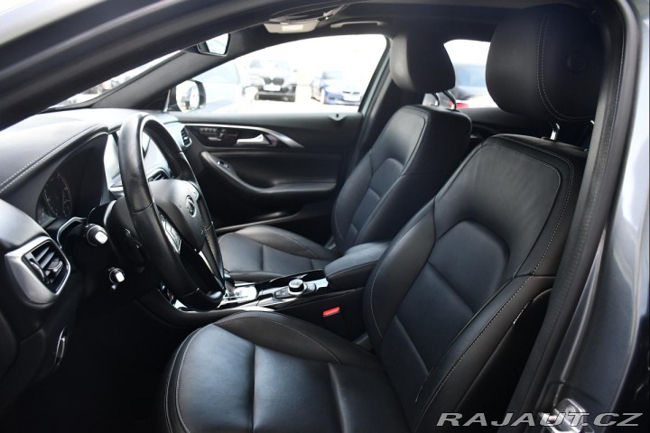 Infiniti Ostatní modely QX30 220 CDI 4MATIC PANO ACC 2018