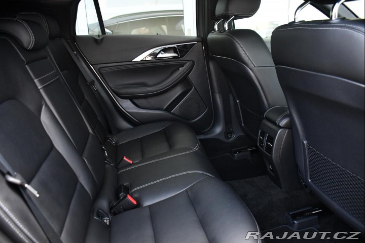 Infiniti Ostatní modely QX30 220 CDI 4MATIC PANO ACC 2018