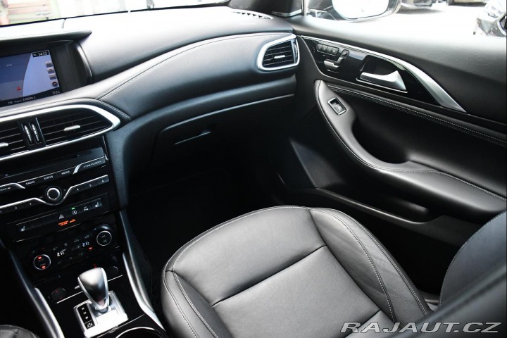 Infiniti Ostatní modely QX30 220 CDI 4MATIC PANO ACC 2018