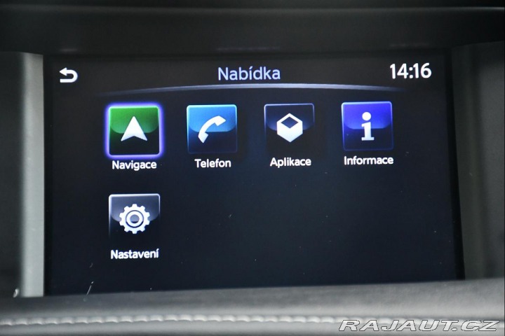 Infiniti Ostatní modely QX30 220 CDI 4MATIC PANO ACC 2018