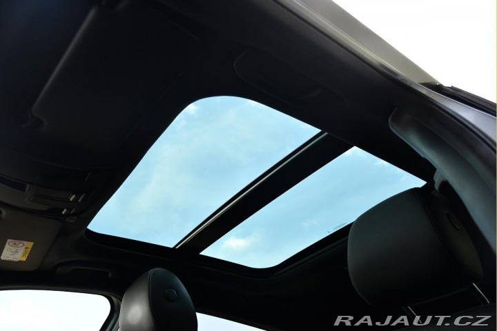 Infiniti Ostatní modely QX30 220 CDI 4MATIC PANO ACC 2018