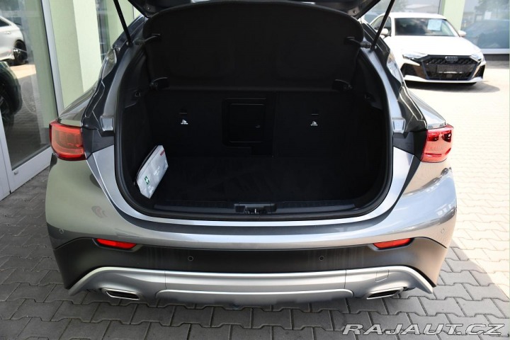 Infiniti Ostatní modely QX30 2018