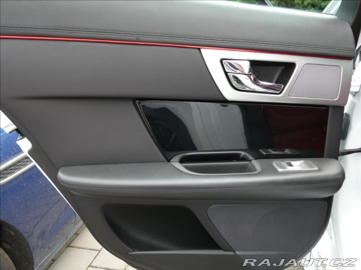 Jaguar XF 3,0 i V6 250Kw R 4x4,1.Ma 2014