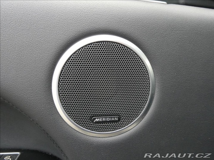 Land Rover Range Rover 4,4 SDV8 VOGUE,1.maj,ČR,D 2015
