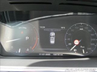 Land Rover Range Rover 4,4 SDV8 VOGUE,1.maj,ČR,D 2015