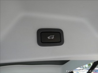 Land Rover Range Rover 4,4 SDV8 VOGUE,1.maj,ČR,D 2015