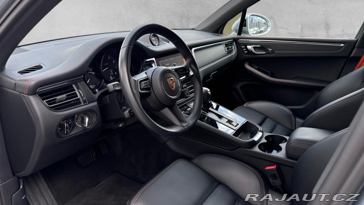 Porsche Macan  2022