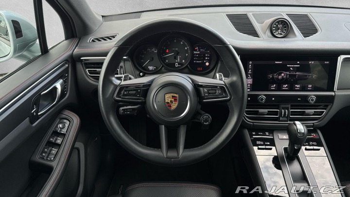 Porsche Macan 2022