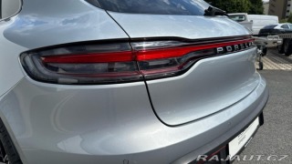 Porsche Macan  2022