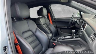 Porsche Macan  2022