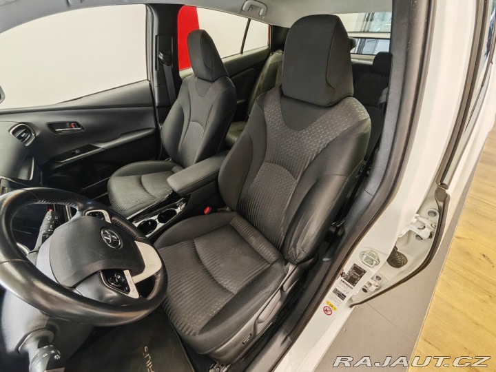 Toyota Prius 1.8L (HV special) 2016
