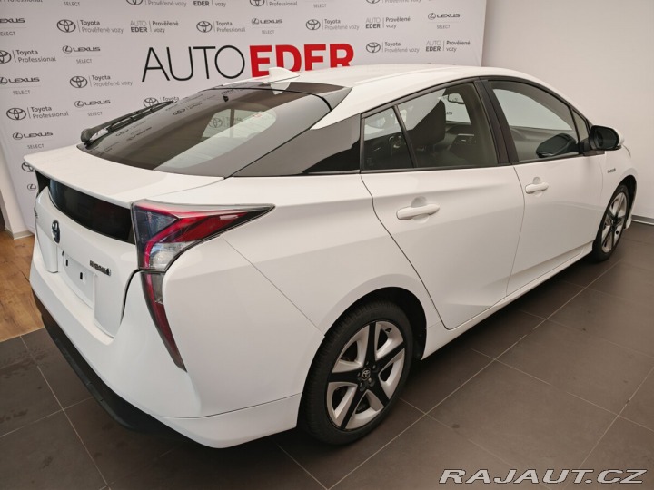 Toyota Prius 1.8L (HV special) 2016