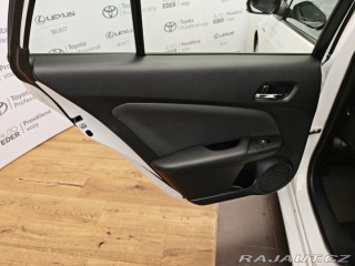 Toyota Prius 1.8L (HV special) 2016