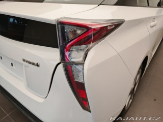 Toyota Prius 1.8L (HV special) 2016