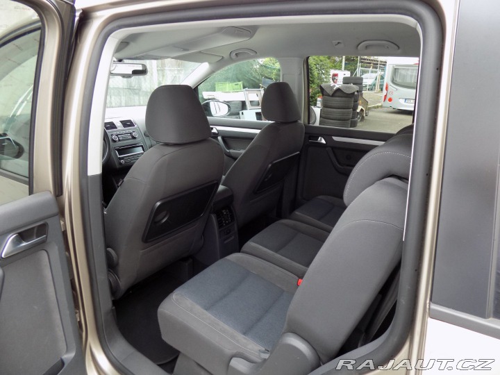 Volkswagen Touran 1.2TSI/STYLE/7.míst/ 2012