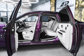 Rolls Royce Ghost  2015