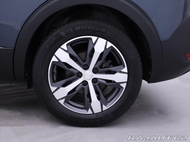 Peugeot 5008 1,2 PT 96kW Allure 7-Míst 2017
