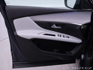 Peugeot 5008 1,2 PT 96kW Allure 7-Míst 2017