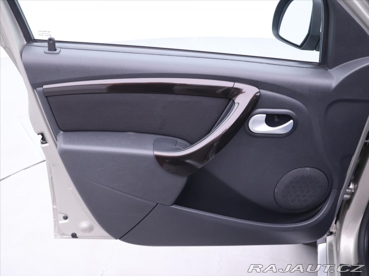 Dacia Duster 1,6 16V 77kW Klima Kůže T 2011