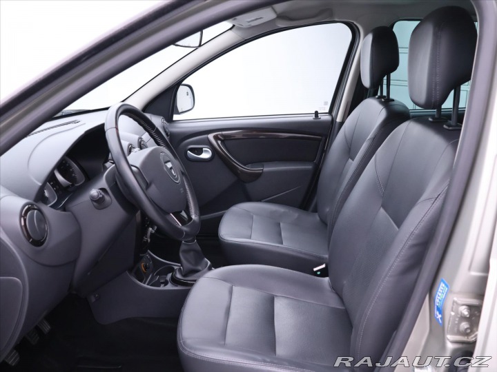 Dacia Duster 1,6 16V 77kW Klima Kůže T 2011