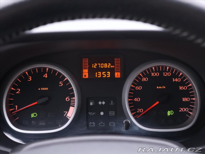 Dacia Duster 1,6 16V 77kW Klima Kůže T 2011
