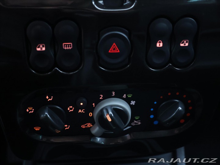 Dacia Duster 1,6 16V 77kW Klima Kůže T 2011