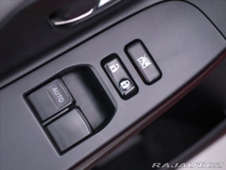 Toyota Yaris 1,3 VVT-i Active CZ 1.Maj 2014