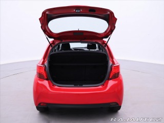 Toyota Yaris 1,3 VVT-i Active CZ 1.Maj 2014
