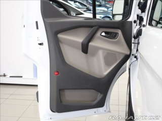 Ford Transit Custom 2,0 TDCi AT 5.míst TAŽNÉ 2017