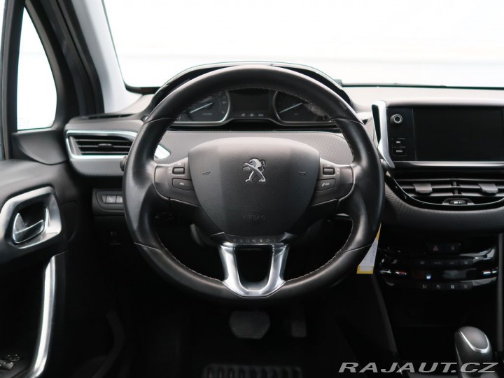 Peugeot 2008 1.2PureTech,81kW,ALLURE,A 2016