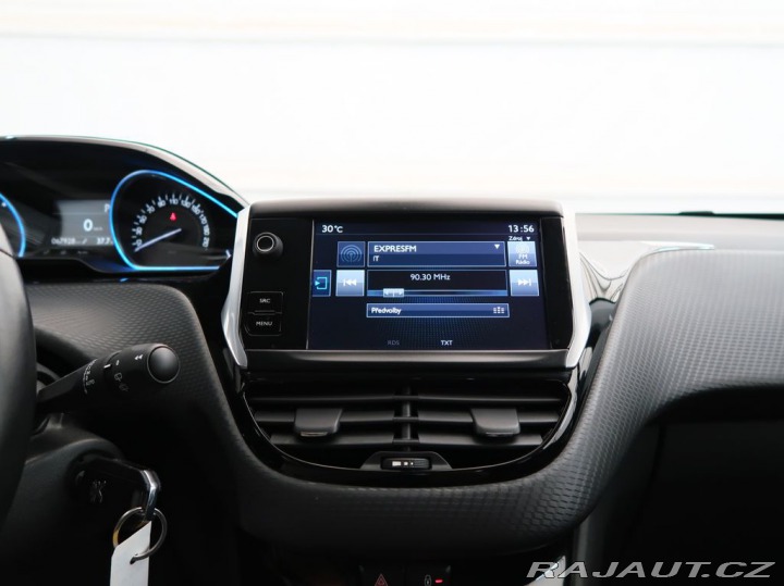Peugeot 2008 1.2PureTech,81kW,ALLURE,A 2016