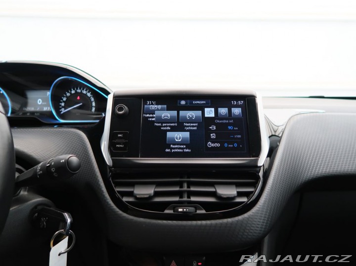 Peugeot 2008 1.2PureTech,81kW,ALLURE,A 2016
