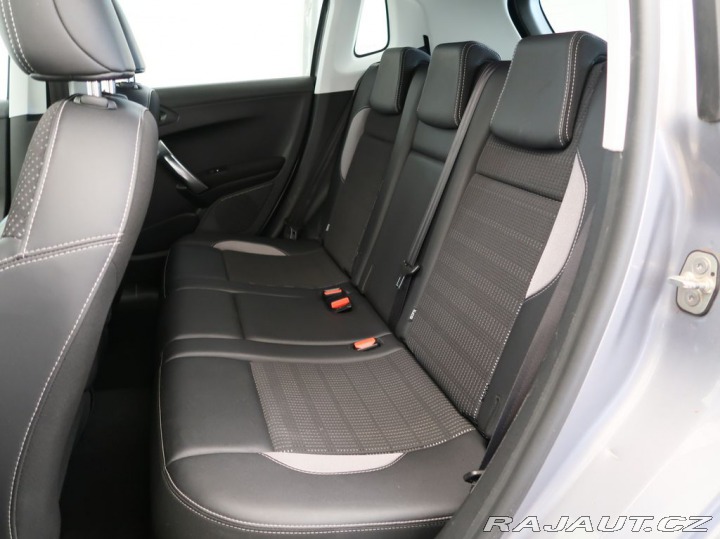 Peugeot 2008 1.2PureTech,81kW,ALLURE,A 2016
