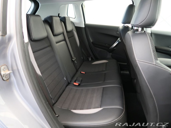 Peugeot 2008 1.2PureTech,81kW,ALLURE,A 2016