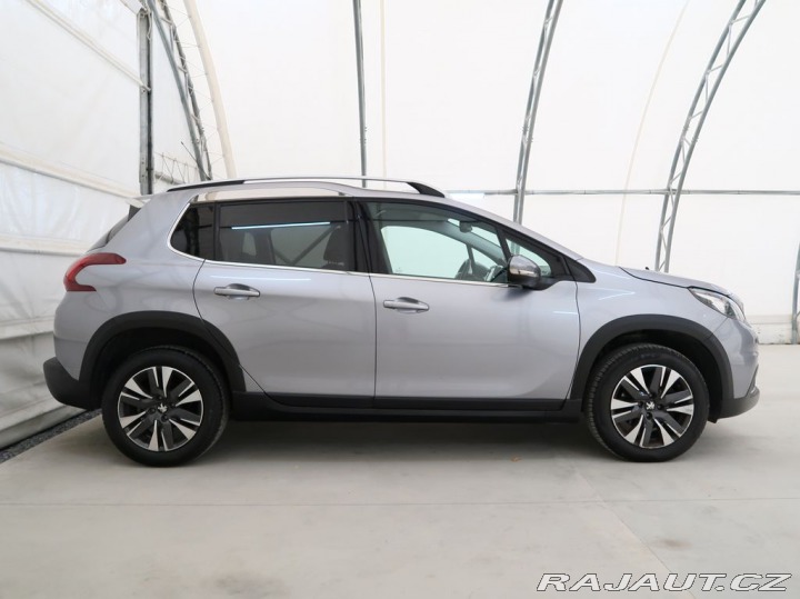Peugeot 2008 1.2PureTech,81kW,ALLURE,A 2016