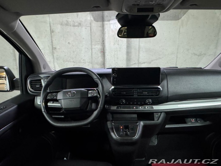 Toyota ProAce Verso L1 Business 9 míst 2.0 AT 2025