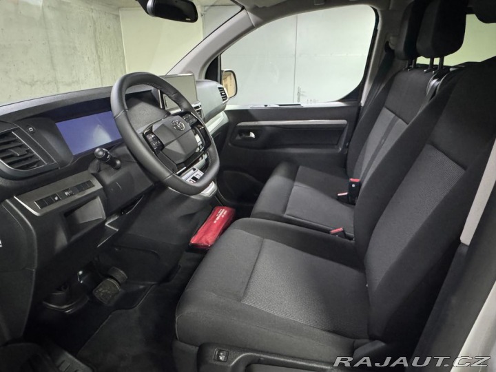 Toyota ProAce Verso L1 Business 9 míst 2.0 AT 2025