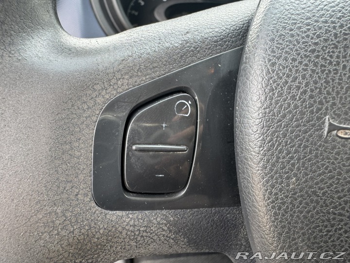 Opel Vivaro 1,6 CDTI 88KW BEZ AD BLUE 2015